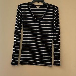 V-neck Long Sleeve Striped Tee